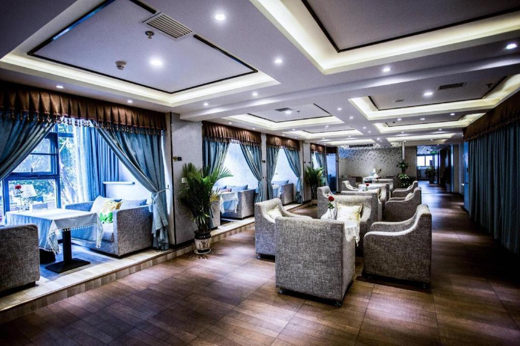 Xana Lite Xichang Hangtian Avenue Branch Exterior foto